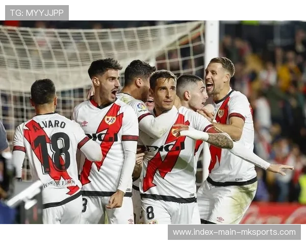 埃尔切用“硬度”撼动银河战舰,西甲震惊 埃尔切用“硬度”撼动银河战舰,西甲震惊