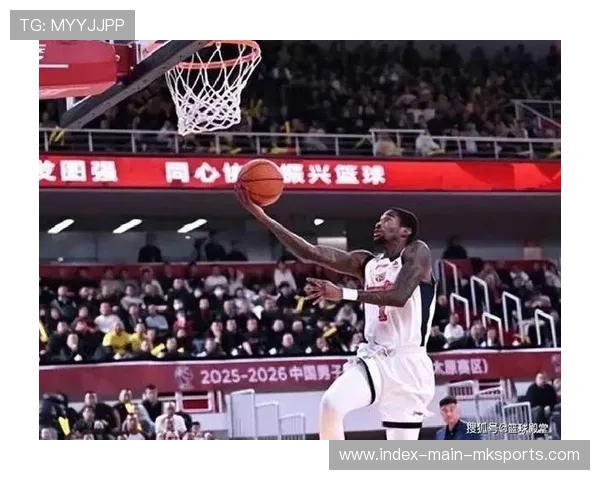 广东萨姆纳外线连投命中,比分拉开15分 广东萨姆纳外线连投命中,比分拉开15分